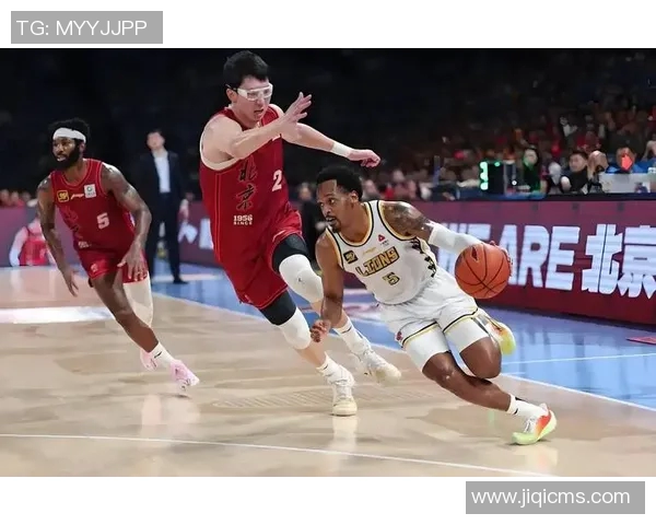 广东宏远巴里-布朗三分球命中率飙升助球队逆转胜