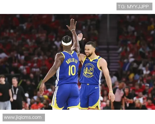 库里砍下35分,勇士力克湖人:一场精彩绝伦的比赛回顾 库里砍下35分,勇士力克湖人:一场精彩绝伦的比赛回顾