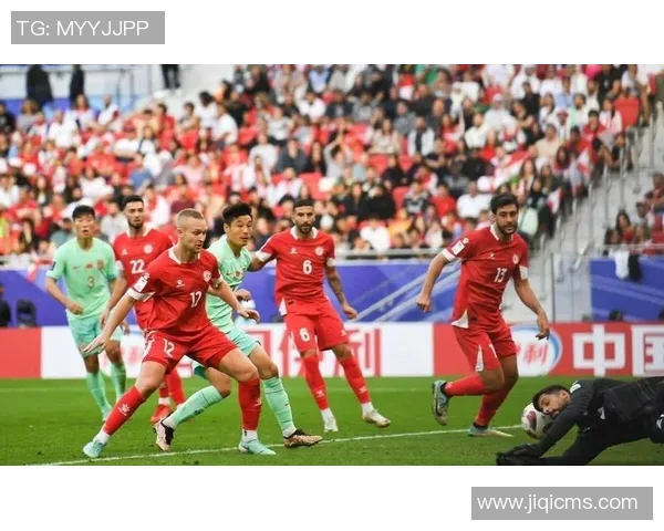 男足国家队备战世预赛，教练组决定提前集训备战防守反击战略